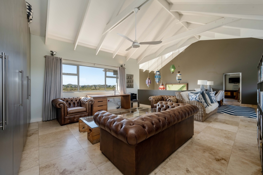 5 Bedroom Property for Sale in Keurbooms River Western Cape